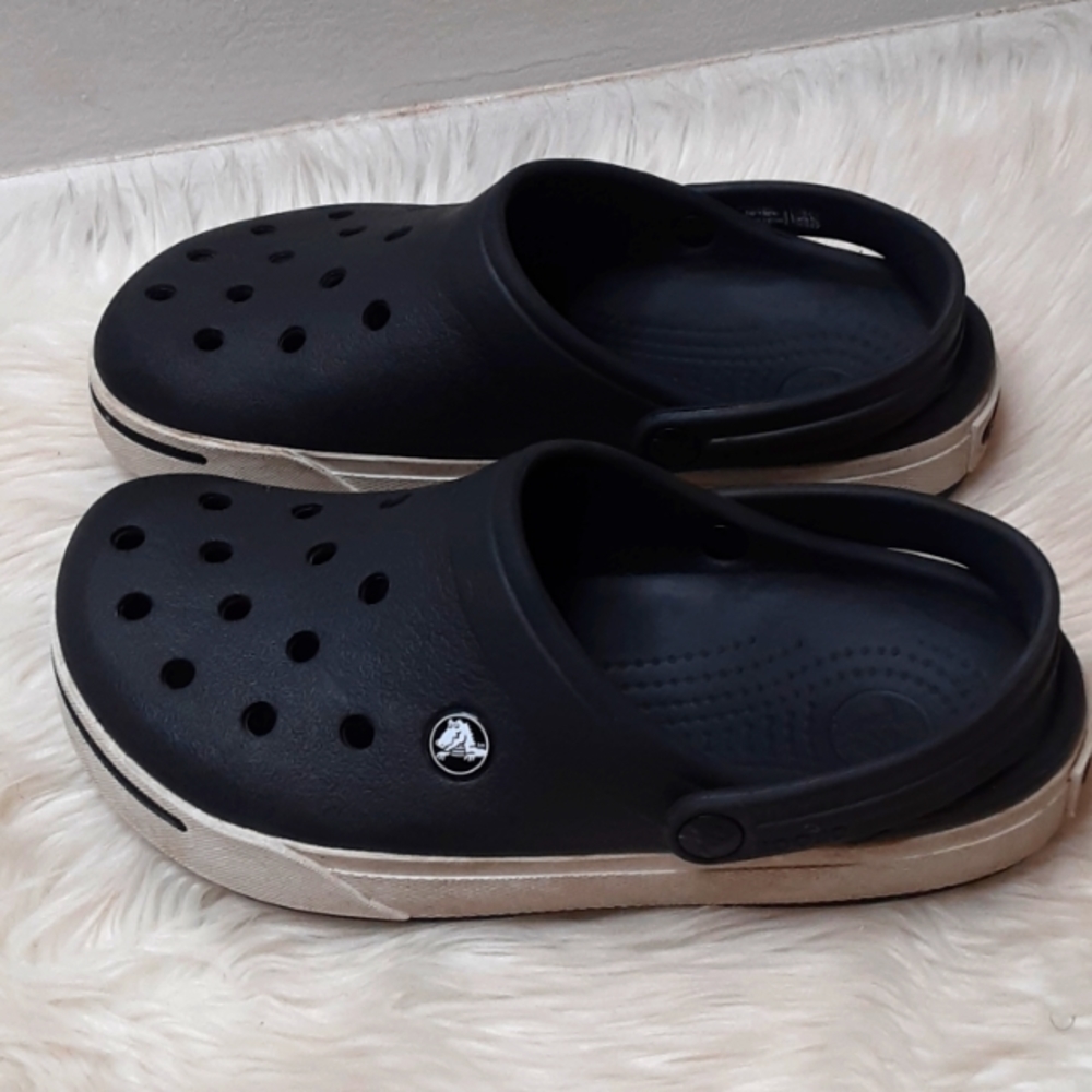 Crocs Blue Size 5-7 (B6)